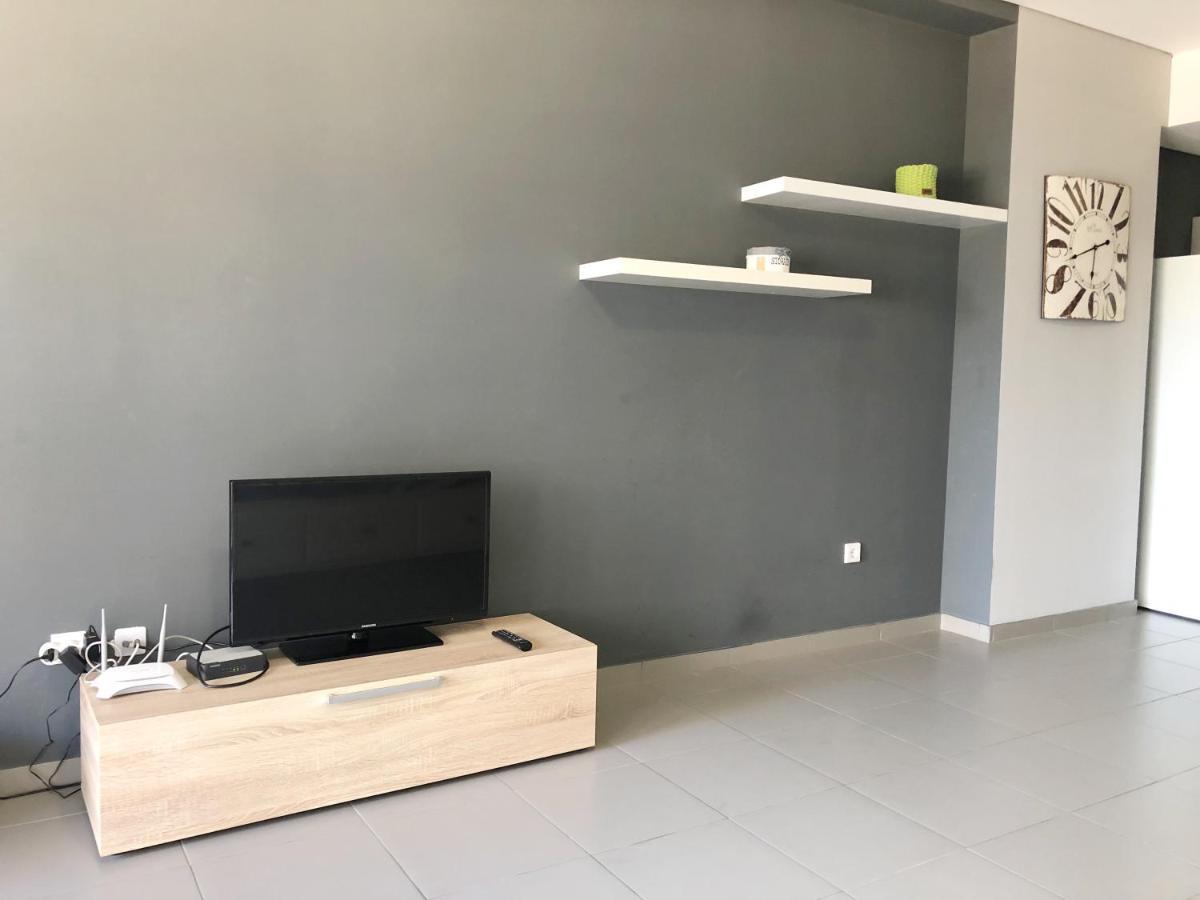 פורטימאו Beautiful Apartment In Paradisiac Praia Da Rocha מראה חיצוני תמונה